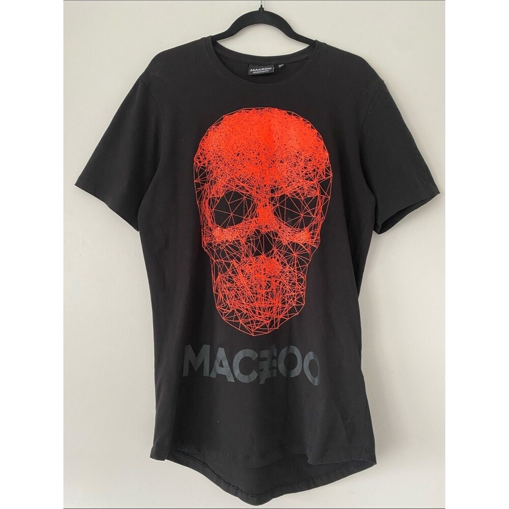 Rare Maceoo Black Graphic Skull Tee Neon Red Print Sz M Long Wear Street